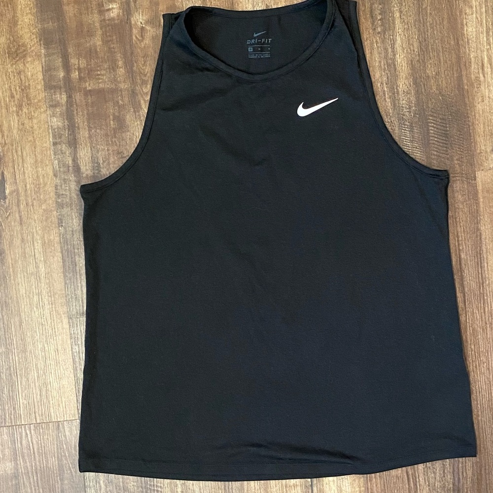 Nike Dri-Fit Workout Tank Size M